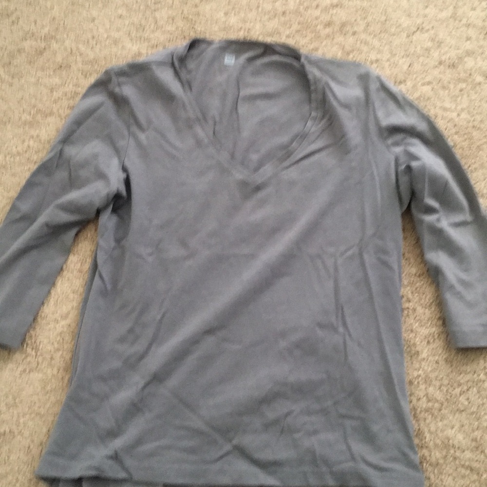 V-neck Tee
